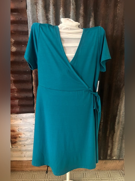 west loop Dresses & Skirts - NWT-Women’s Faux Wrap Dress-Teal-Size Large